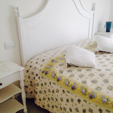 Agriturismo Corte Zuccone Volta Mantovana Pokoj fotografie